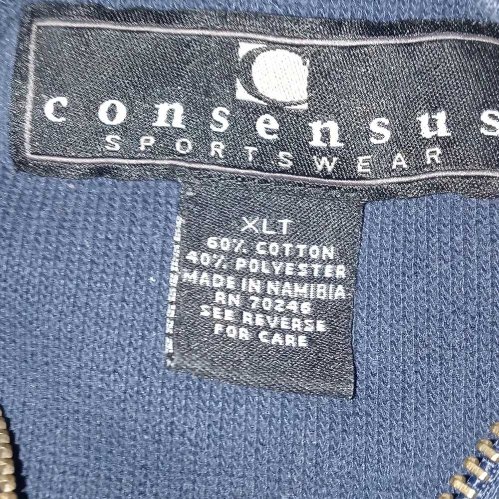 CONSENSUS sports wear. Mens Sz. XLT. Longsleeve Top with zipper Henley top. - Picture 4 of 5